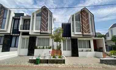 dijual rumah cemorokandang