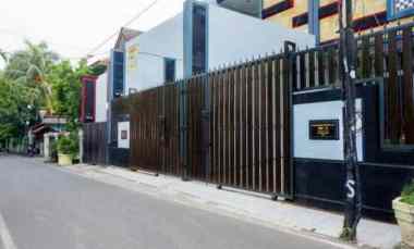 Dijual Rumah Cempaka Putih Jakarta Pusat Jakpus Lt 200 Lb 300