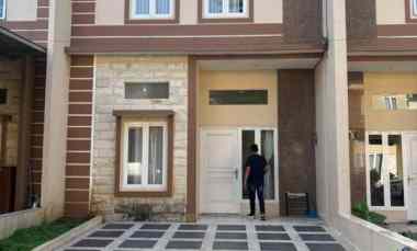 Dijual Rumah 2 Lantai Lokasi Cengger Ayam Lowokwaru Kota Malang