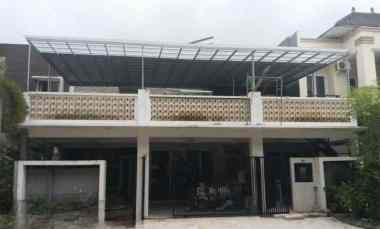 Rumah Central Park Mulyosari Rumah Tinggal Kost 9 Kamar Akses Terpisah