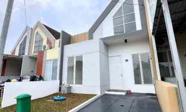 dijual rumah cibogo cisauk