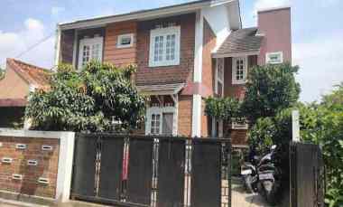 dijual rumah ciganitri