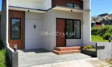 dijual rumah cihanjuang