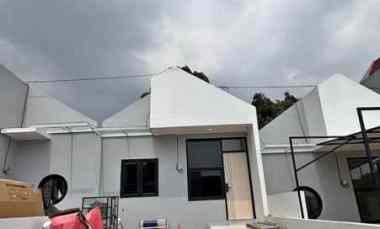 dijual rumah cihanjuang bandung barat