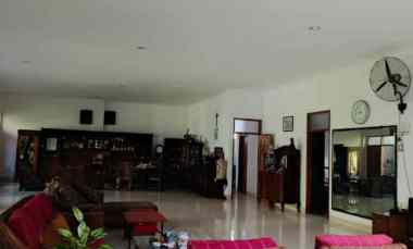 dijual rumah cihanjuang semi furnish