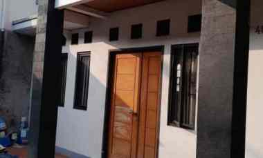 dijual rumah cijagra