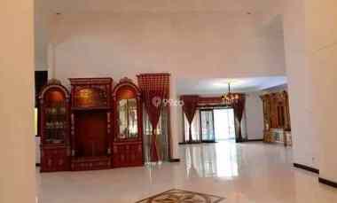 Rumah Mewah di Lokasi Strategis Cijawura Girang, Bandung