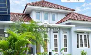 Rumah Mewah Semi Furnish dengan Kolam Renang Pondok Labu Lt 500 m2 8 M