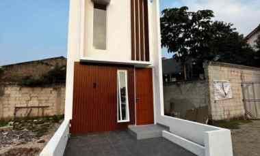 dijual rumah cilangkap