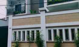 Rumah 2.5 Lantai Semi Furnished - Cilangkap, Jakarta Timur