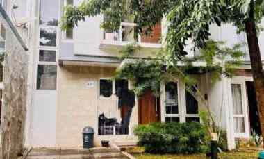 dijual rumah cilenggang serpong