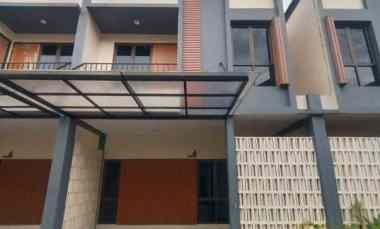 gambar dijual rumah cimanggis depok