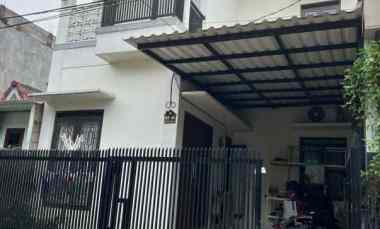 dijual rumah cinere depok