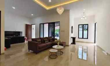 dijual rumah cinere depok