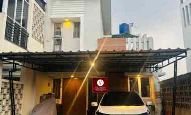 dijual rumah cinere hill