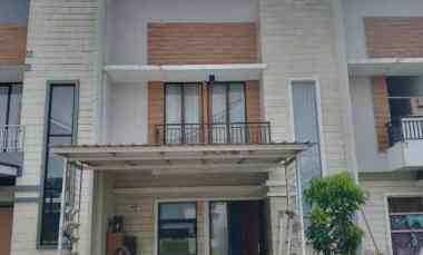 dijual rumah cipadu larangan tangerang