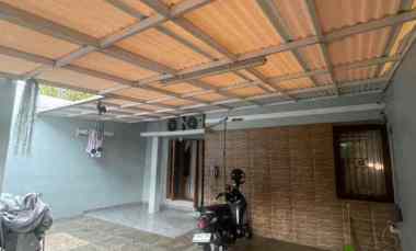 dijual rumah cipageran asri