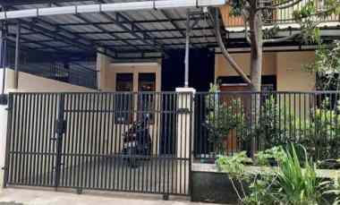 dijual rumah cipamokolan