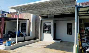 dijual rumah cipamokolan