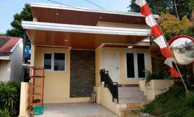 dijual rumah cipayung depok