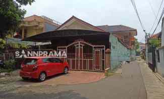 Rumah Hook Mewah di Jalan Utama Kavling DKI Jagakarsa Rn