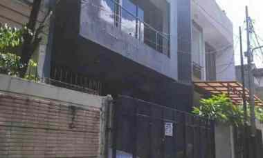 Rumah Gagah 3 Lantai di Cipinang Elok Luas Tanah 125 M Luas Bangunan 2