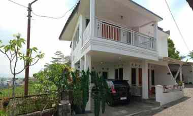 dijual rumah ciporeat
