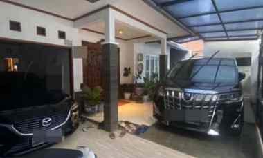 dijual rumah ciputat