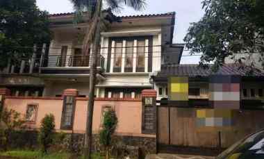 dijual rumah ciputat jombang