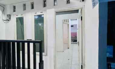 dijual rumah ciracas