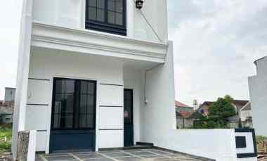 dijual rumah ciracas