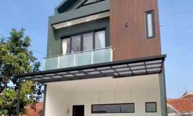 Tinggal Bawa Koper Rumah Siap Huni di Arcamanik Bandung