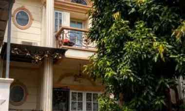 dijual rumah citragran cibubur