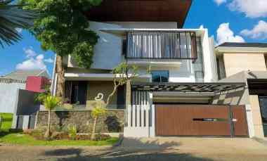 dijual rumah citraland