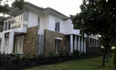 dijual rumah citraland