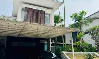 Rumah Semi Furnish 2 Lantai Melrose Place Citraland Utama dekat Gwalk