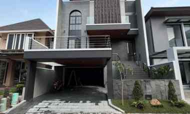 Rumah Dijual di Citraland Surabaya