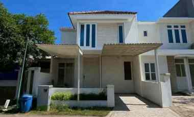 dijual rumah citraland utama