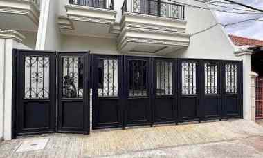 Dijual Rumah Clasik di Pondok Bambu