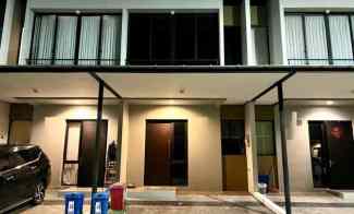 Rumah 2 lantai Cluster California 45m PIK 2 Tangerang Banten