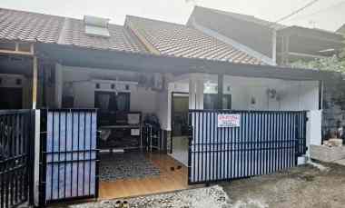 dijual rumah cluster cemara asri no 10