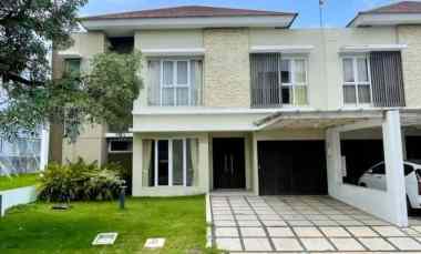 Rumah 2 Lantai 12,5x19,5 4KT Cluster Dbanyan JGC Jakarta Garden City