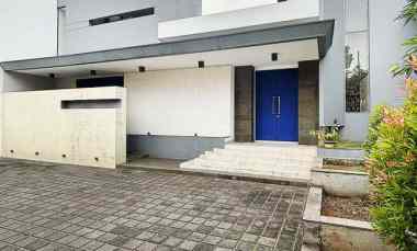 dijual rumah cluster emerald cove by