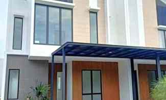 Rumah 2 lantai Attic 8x15 4KT Cluster Essence JGC Jakarta Garden City