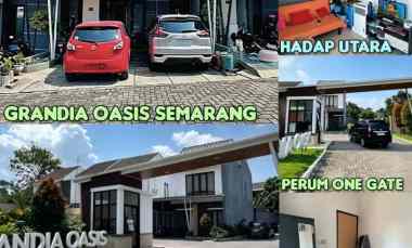 dijual rumah cluster grandia oasis meteseh