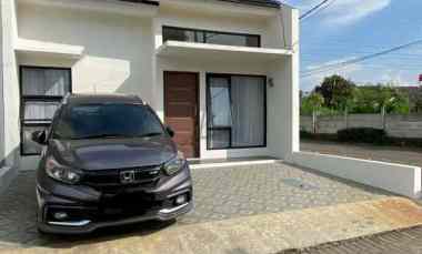dijual rumah cluster grans pinus