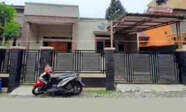 dijual rumah cluster griya kemang kel