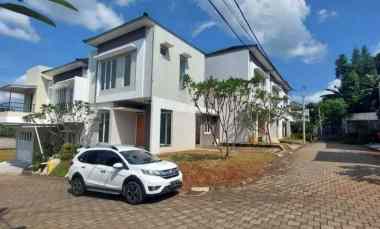 dijual rumah cluster jl pulo