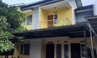 dijual rumah cluster kamayangan