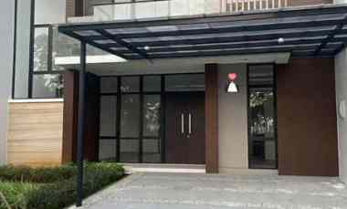 dijual rumah cluster kuningan village pik2